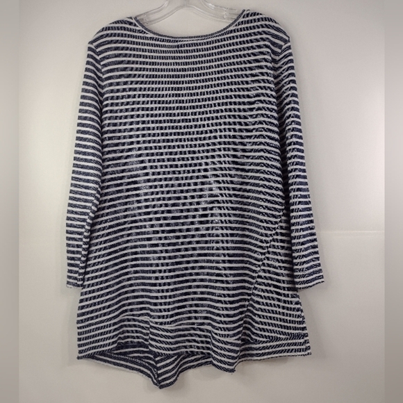 Múltiples women's striped top size (M) - Picture 7 of 12